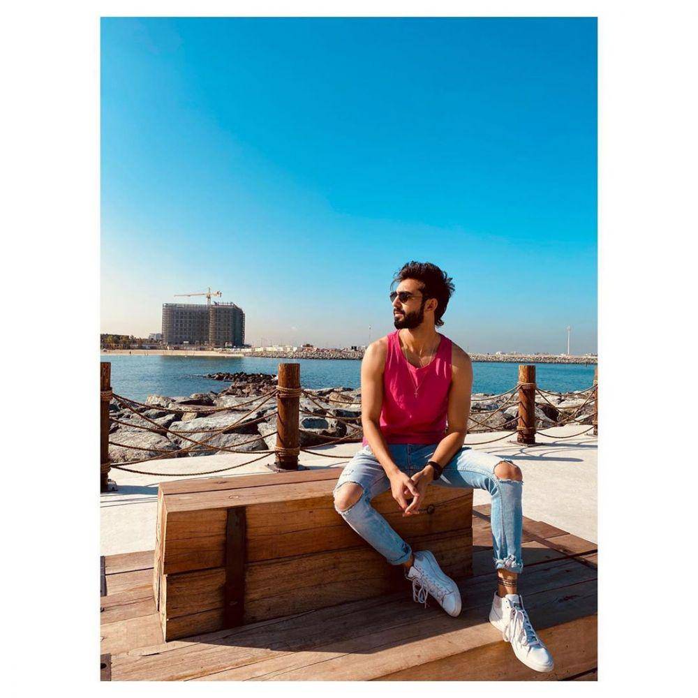 Instagram.com/i.m.abhishekk