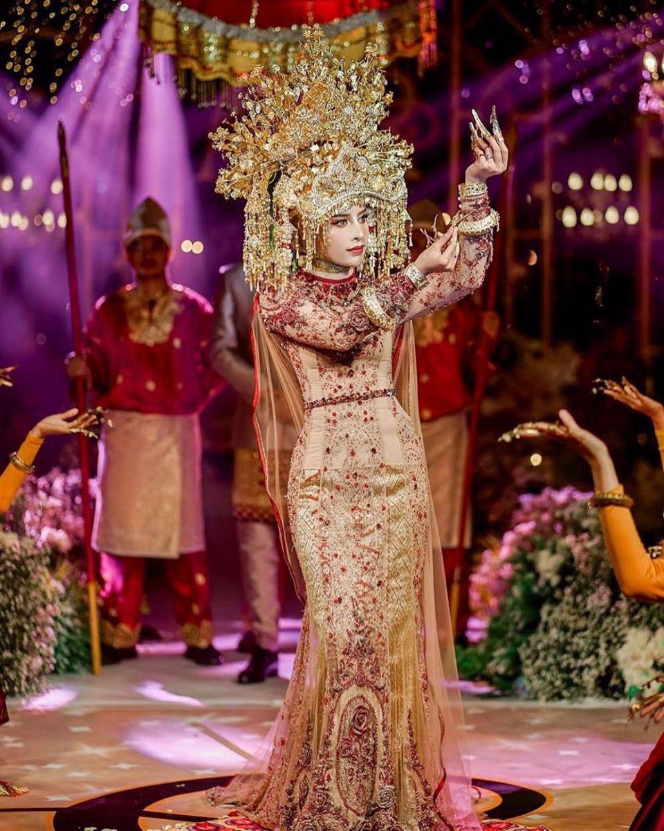 instagram.com/aghniapunjabi
