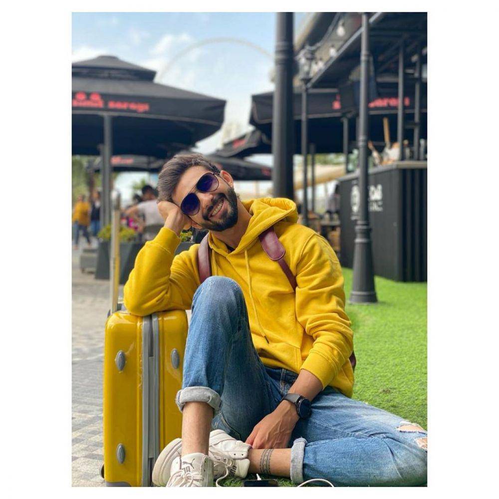 Instagram.com/i.m.abhishekk