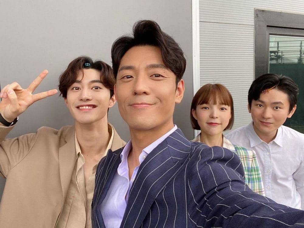 15 Potret Akrab Pemain 'It's Okay to Not Be Okay' yang Bikin Kangen!