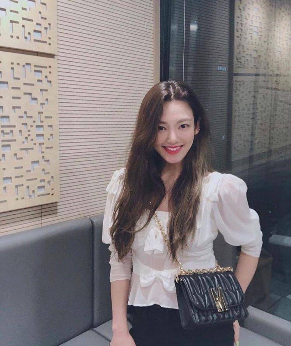 Instagram.com/hyoyeon_x_x