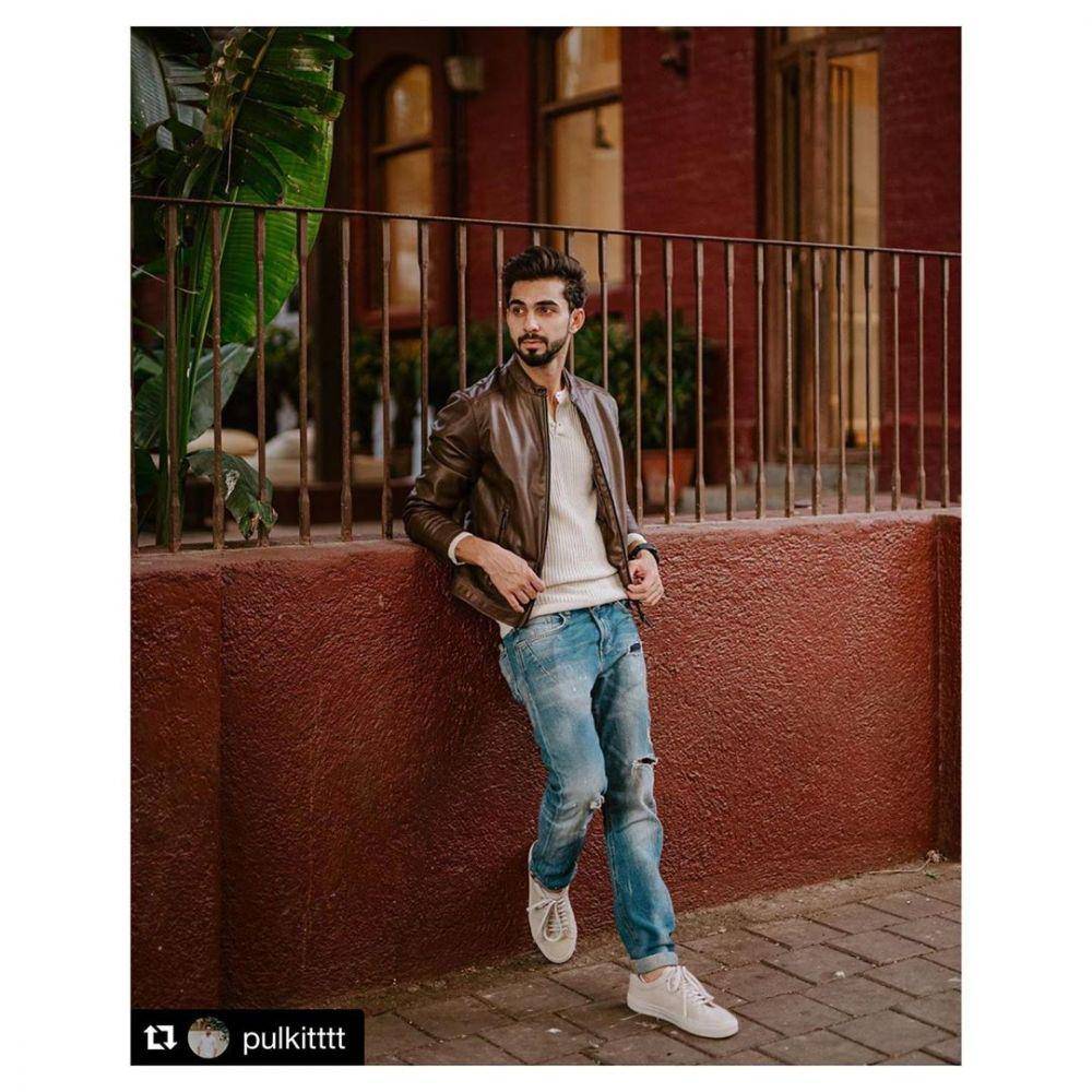 Instagram.com/i.m.abhishekk
