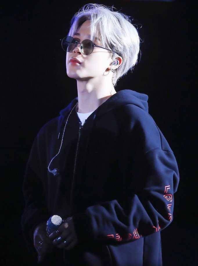 twitter.com/LilBitofTae/