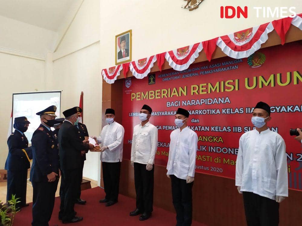Pemberian remisi kepada narapidana di Lapas Narkotika Kelas IIA Yogyakarta. IDN Times/Siti Umaiyah