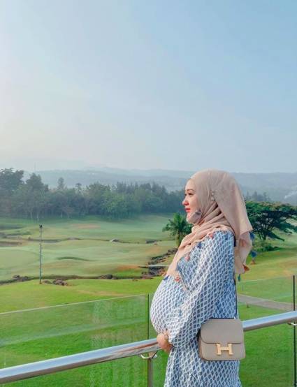 instagram.com/dianpelangi