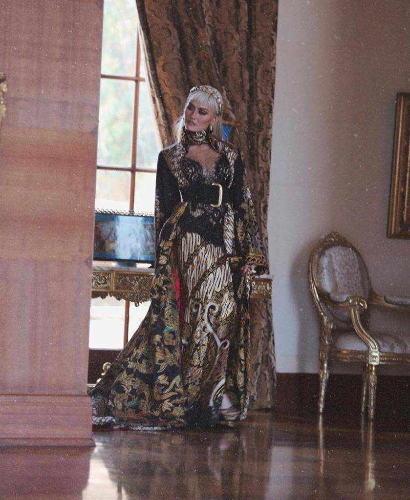 instagram.com/agnezmo