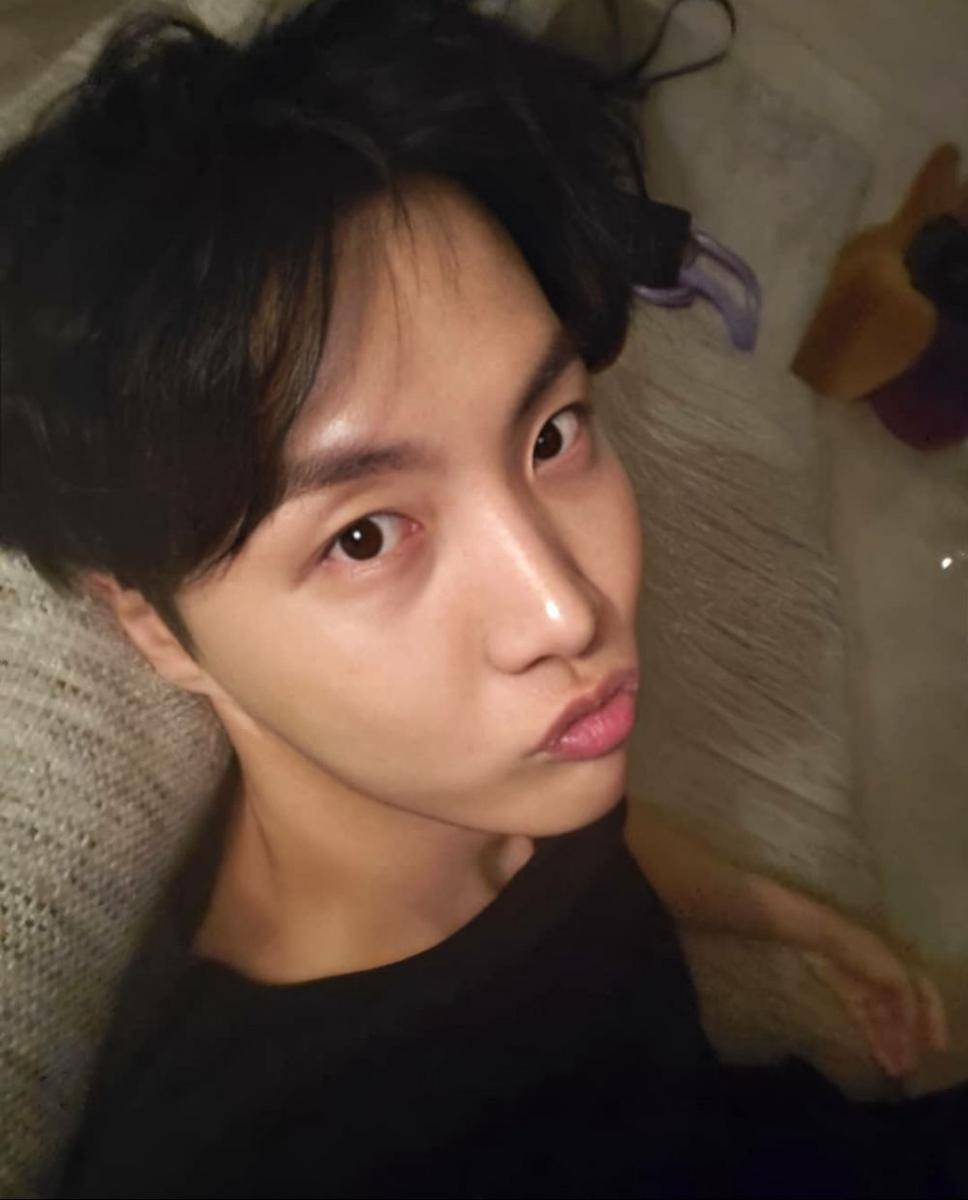 Instagram.com/jhope_sunshine94_