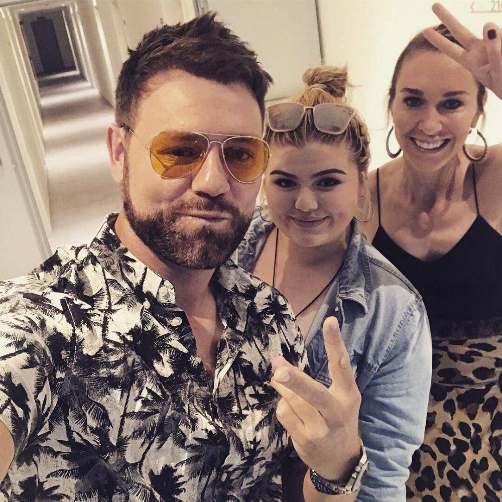 instagram.com/123_mollymc