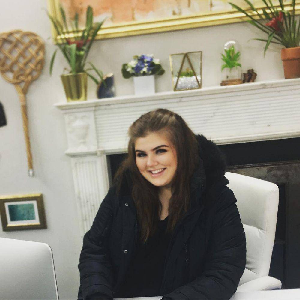 instagram.com/123_mollymc