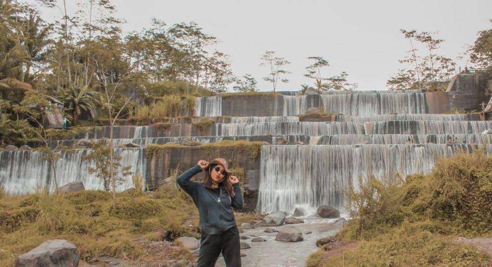 instagram.com/vivideya.a