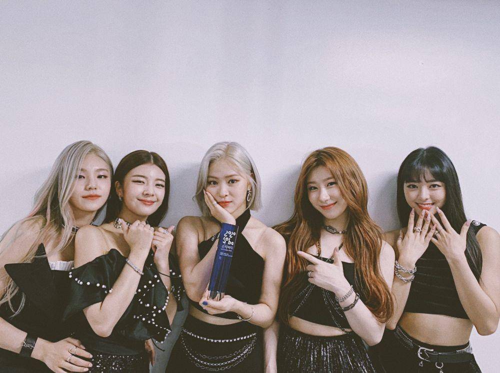 twitter.com/ITZYofficial