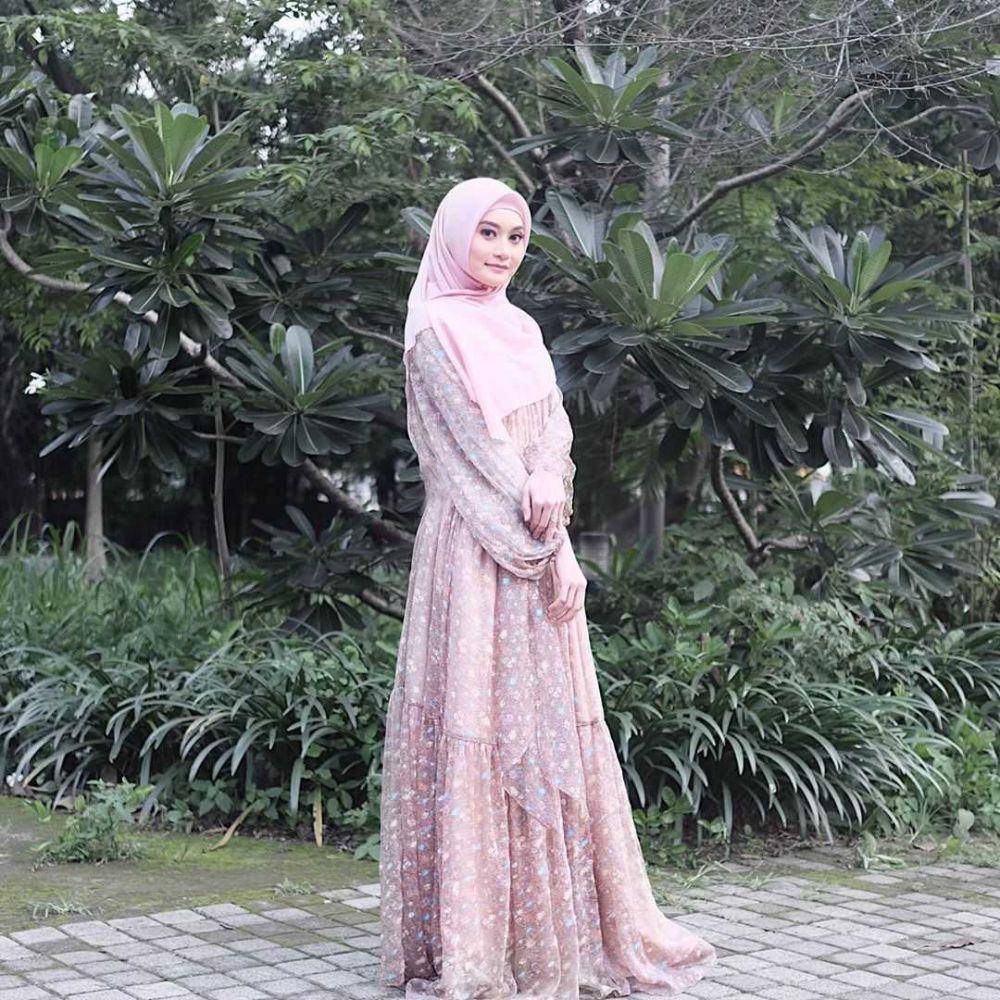 Instagram.com/ayupratiwi