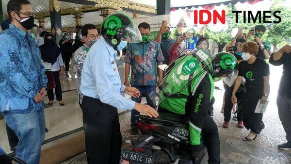 Sri Purnomo mencoba protokol J3K - IDN Times/Rijalu Ahimsa