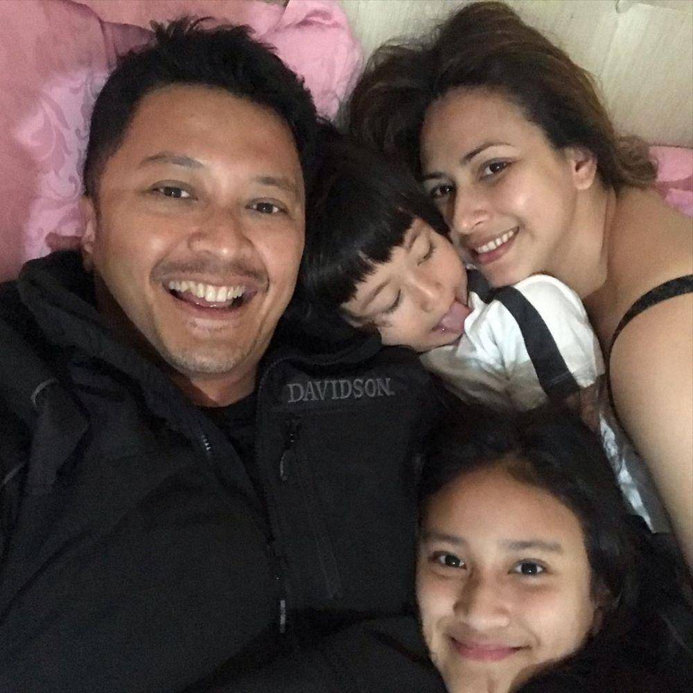 https://www.instagram.com/kangferrymaryadi/?hl=id
