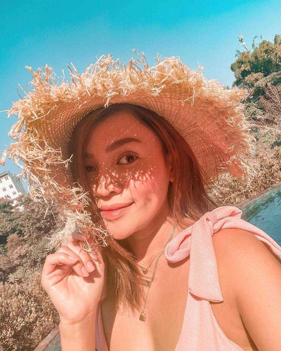 Instagram/rachgoddard