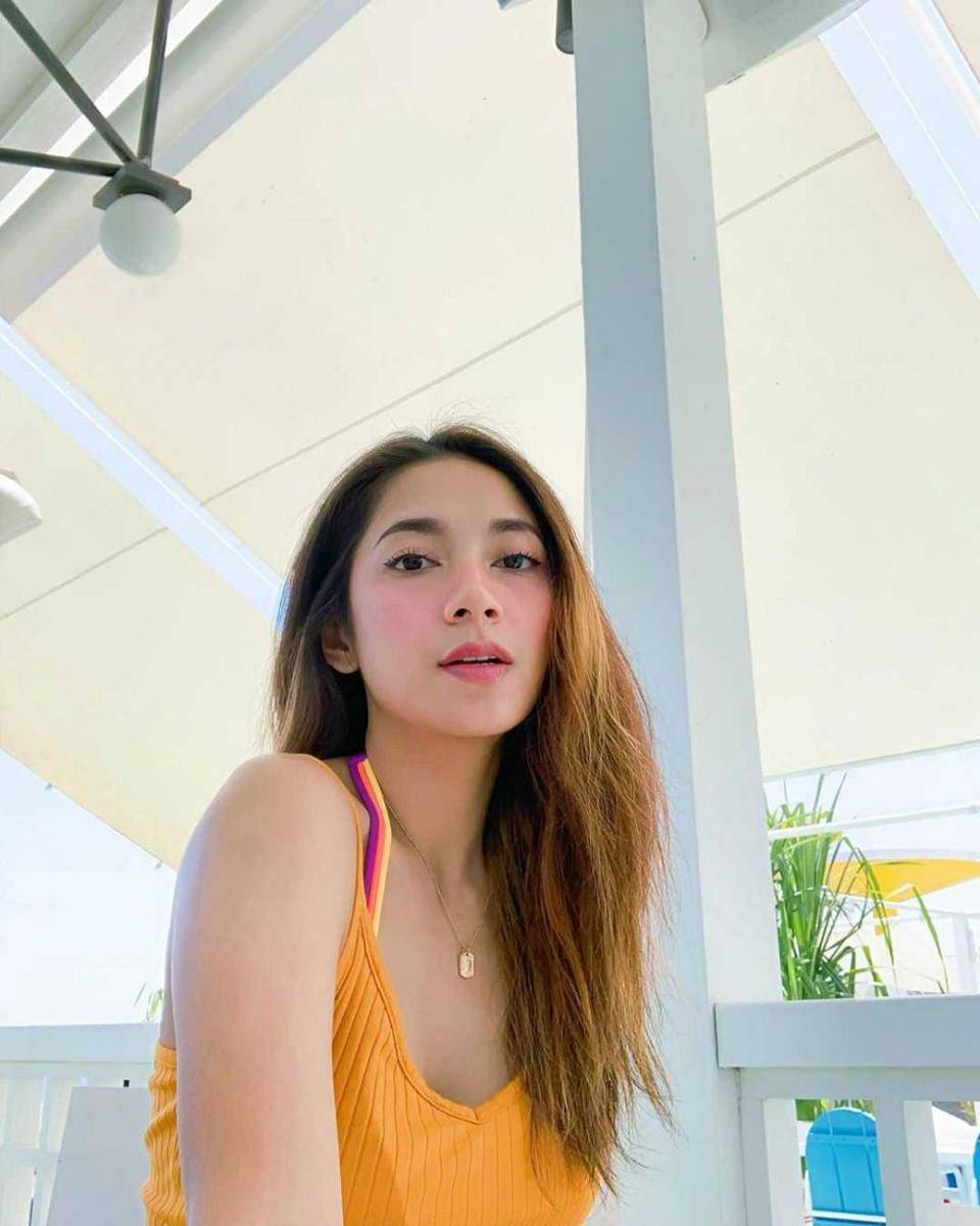 Instagram.com/dindakirana.s