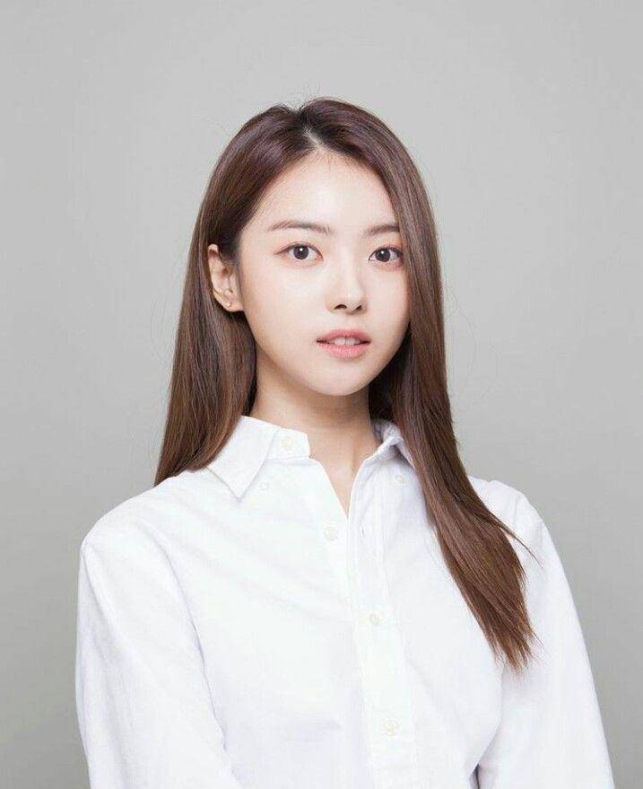 instagram.com/nayoung_lim95