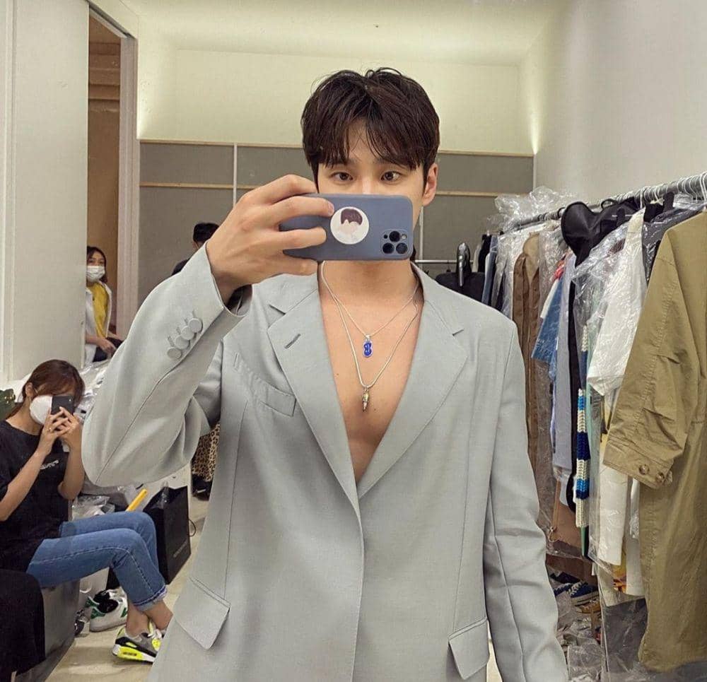 Instagram.com/bohyunahn