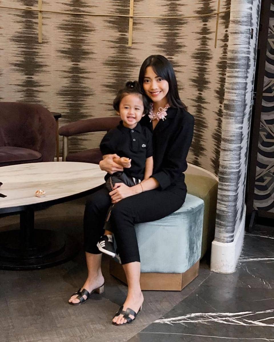 instagram.com/ririndwiariyanti