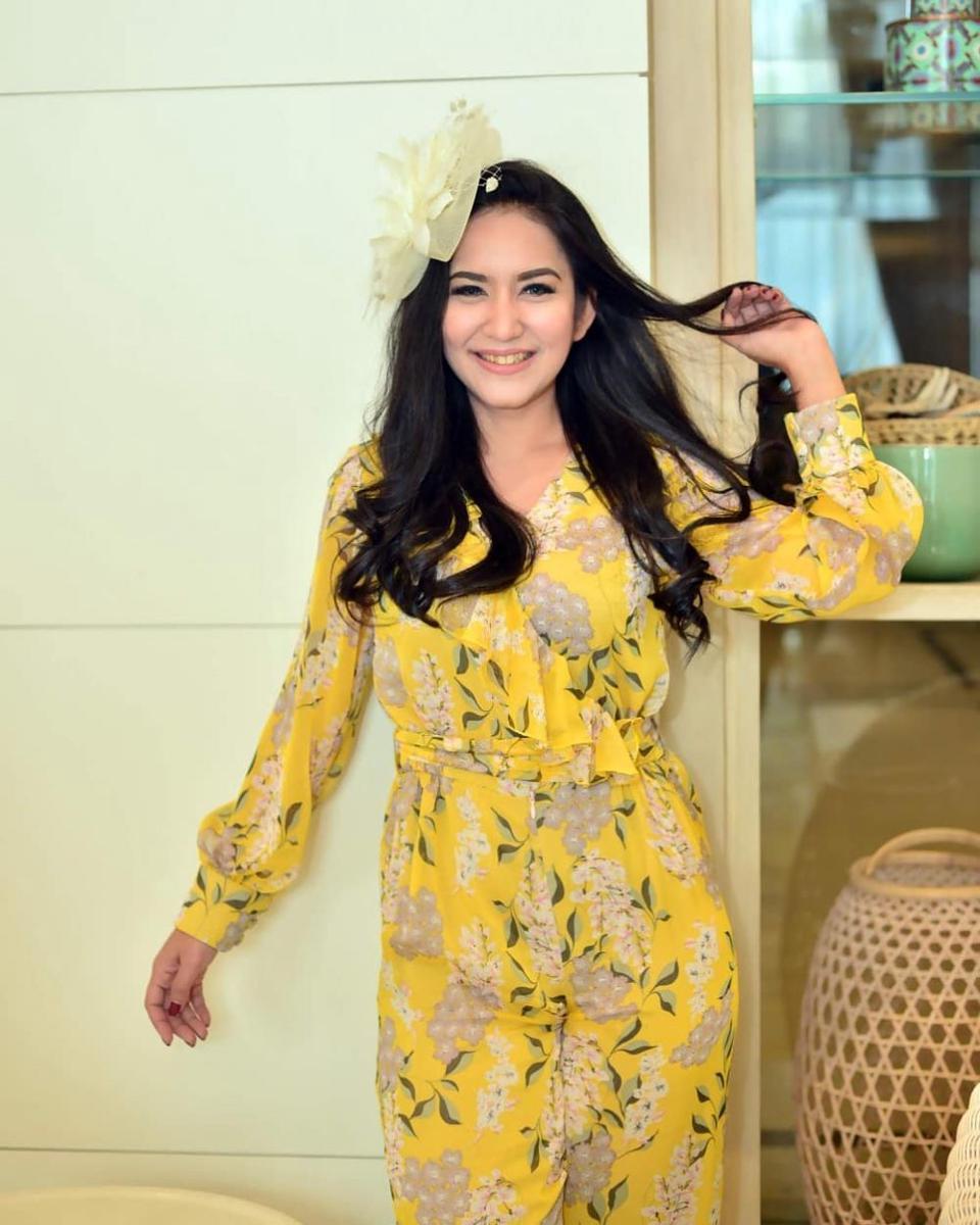 instagram.com/neng_risma