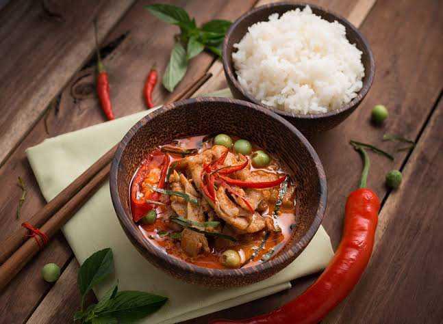 5 Tips Menyiasati Masakan yang Terlalu Pedas, Gampang Kok!