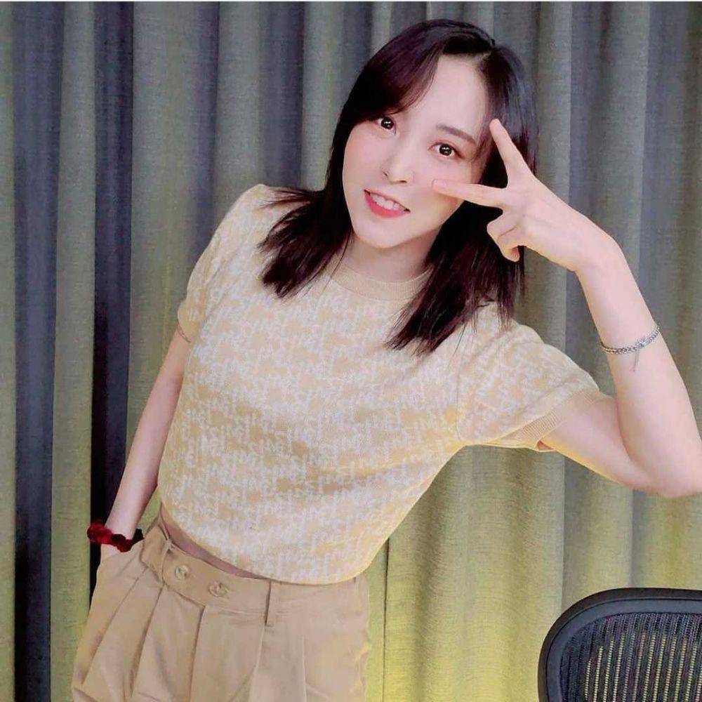 Instagram.com/moonbyul.fc