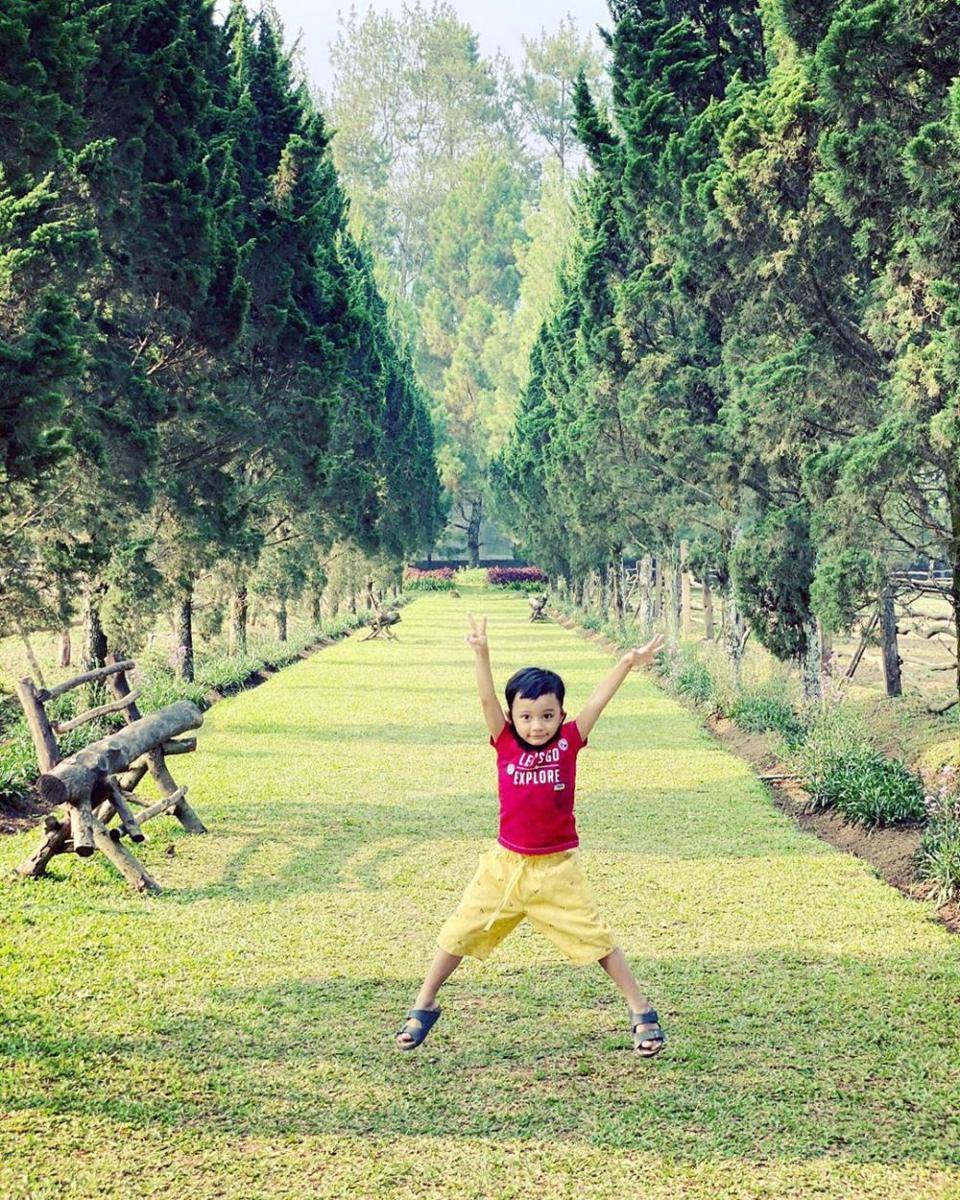 instagram.com/uutpermatasari