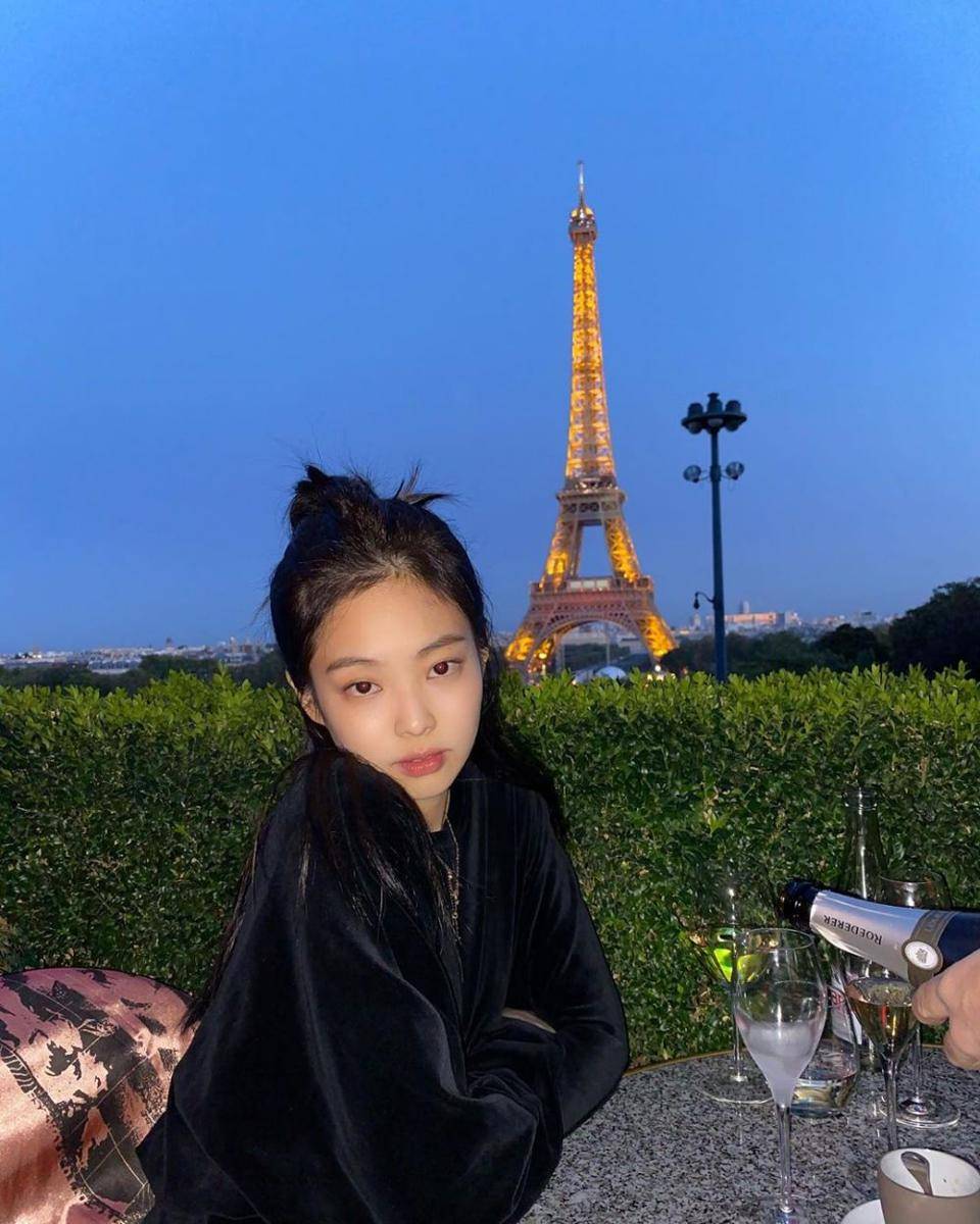 Instagram.com/jennierubyjane