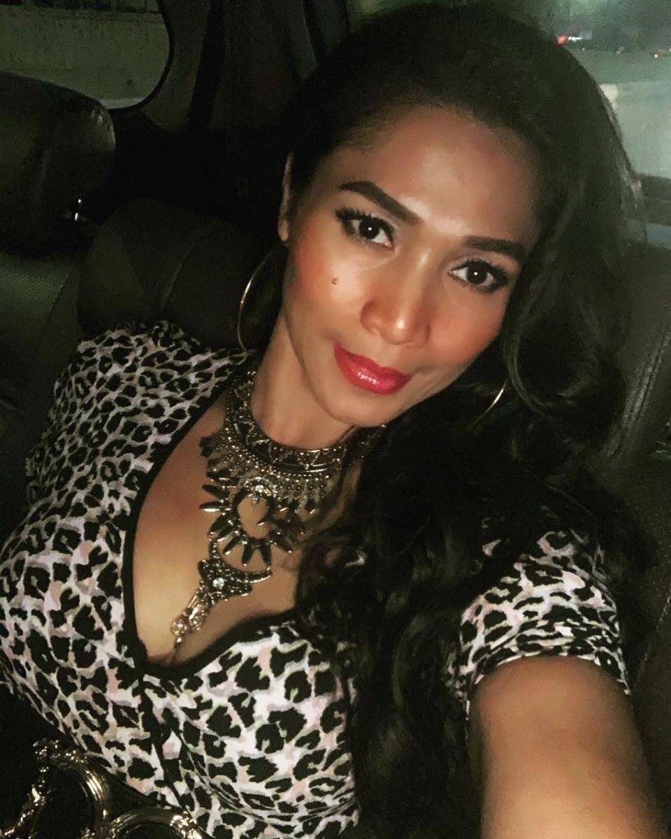 instagram.com/annecoto