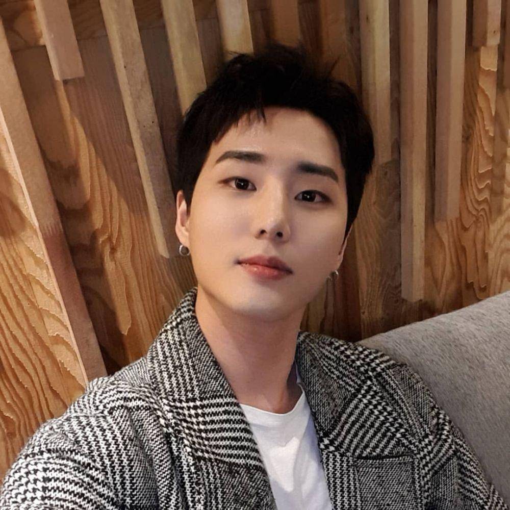 instagram.com/from_youngk