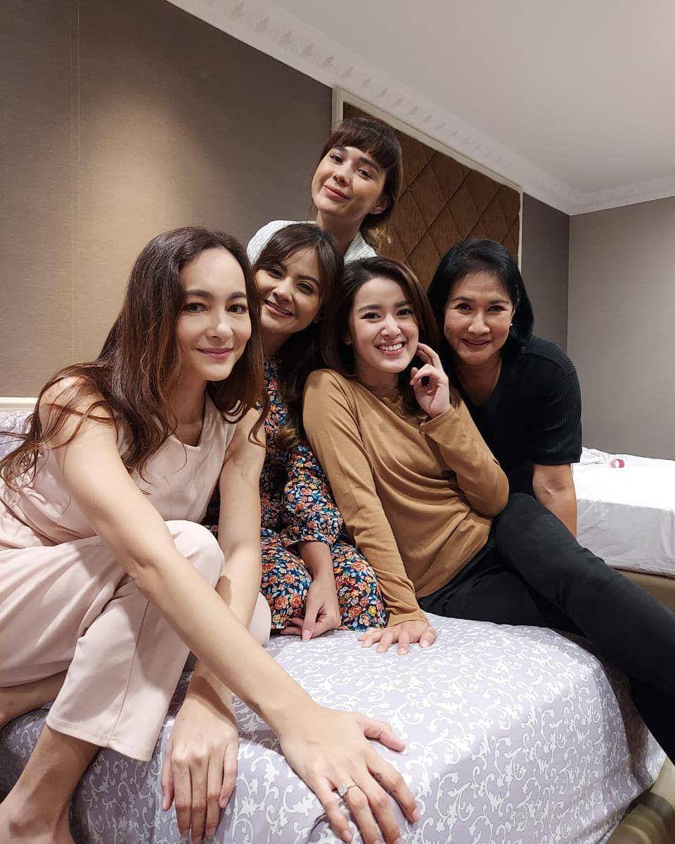 instagram.com/rezerdewi