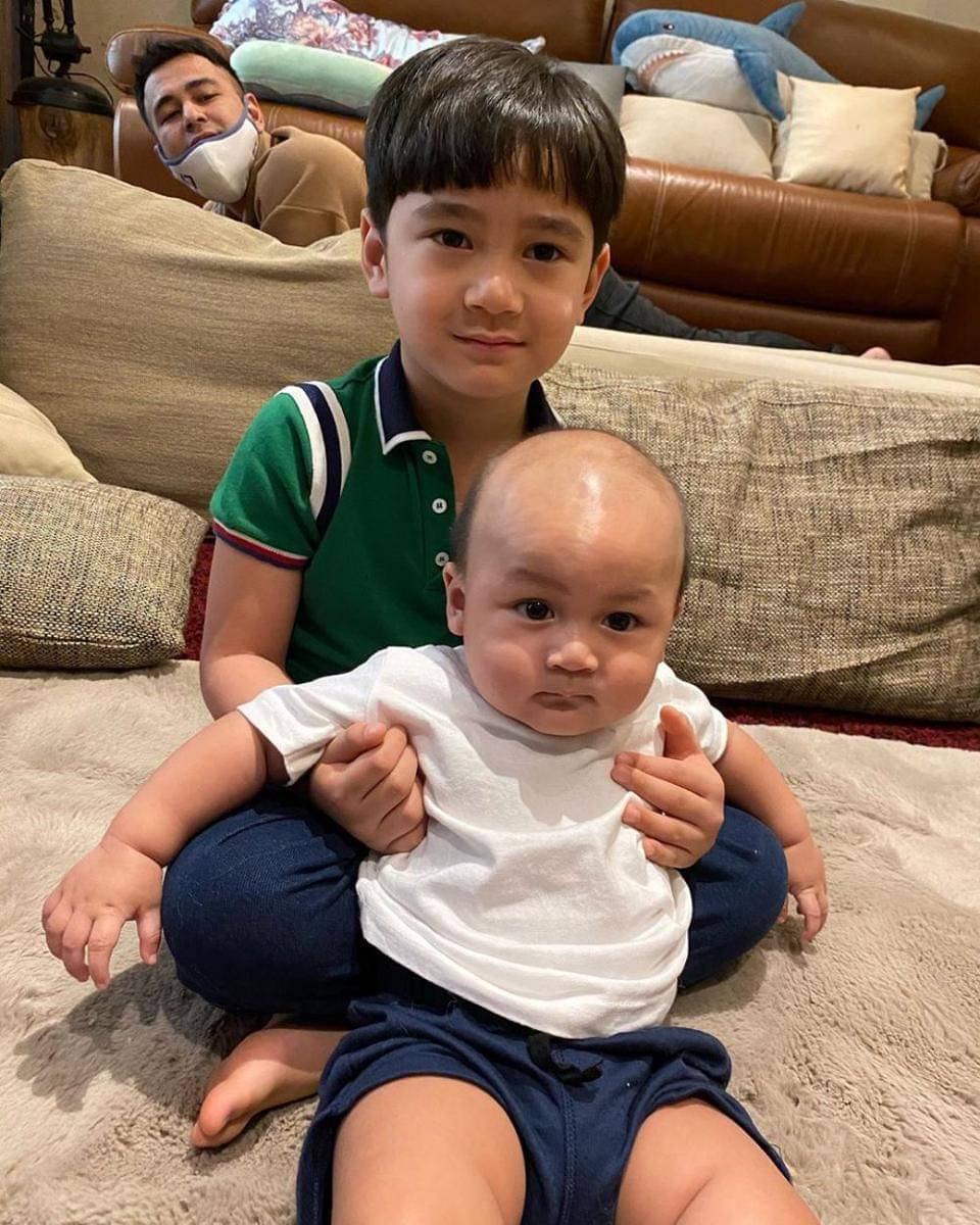 instagram.com/raffinagita1717