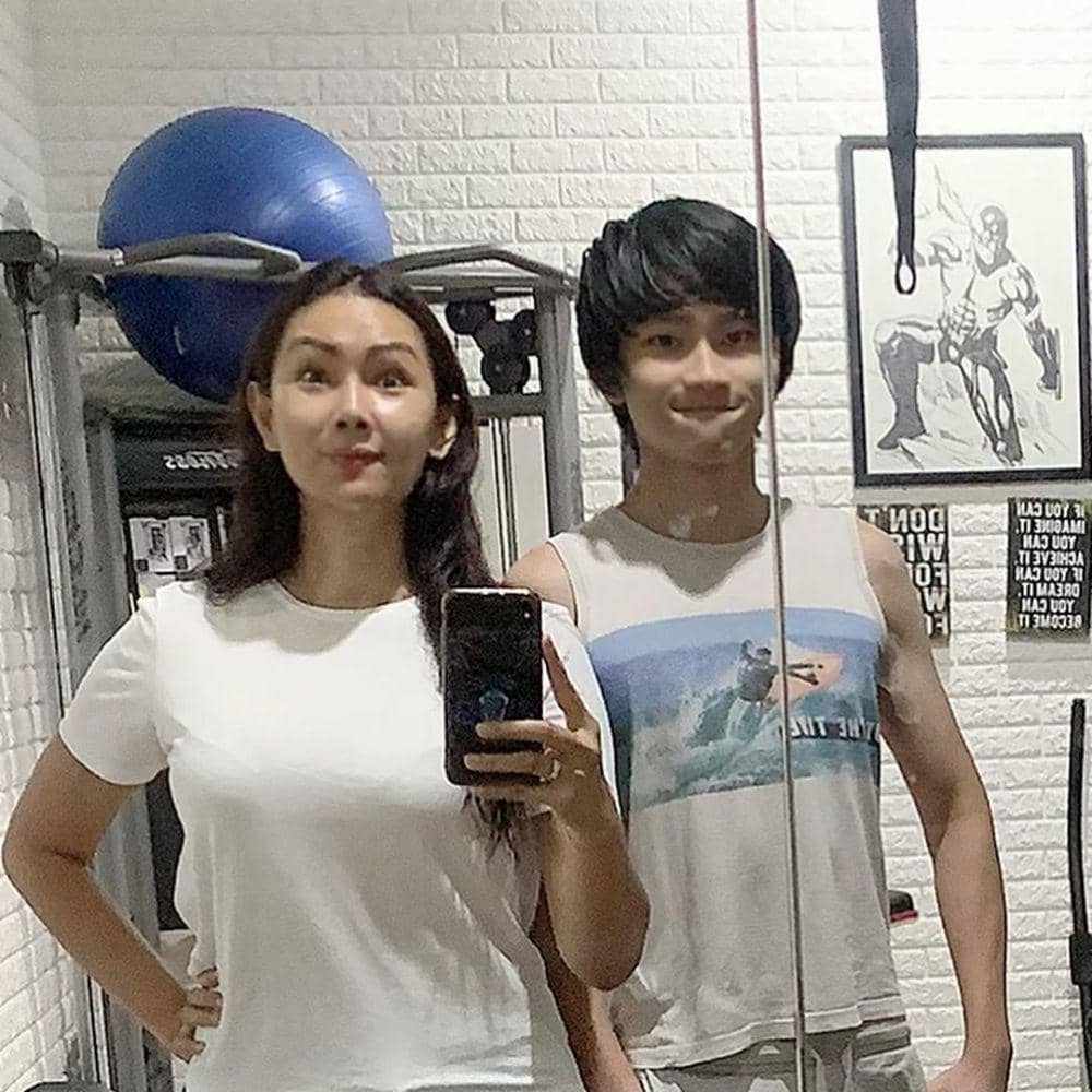 instagram.com/kalinaocktaranny/