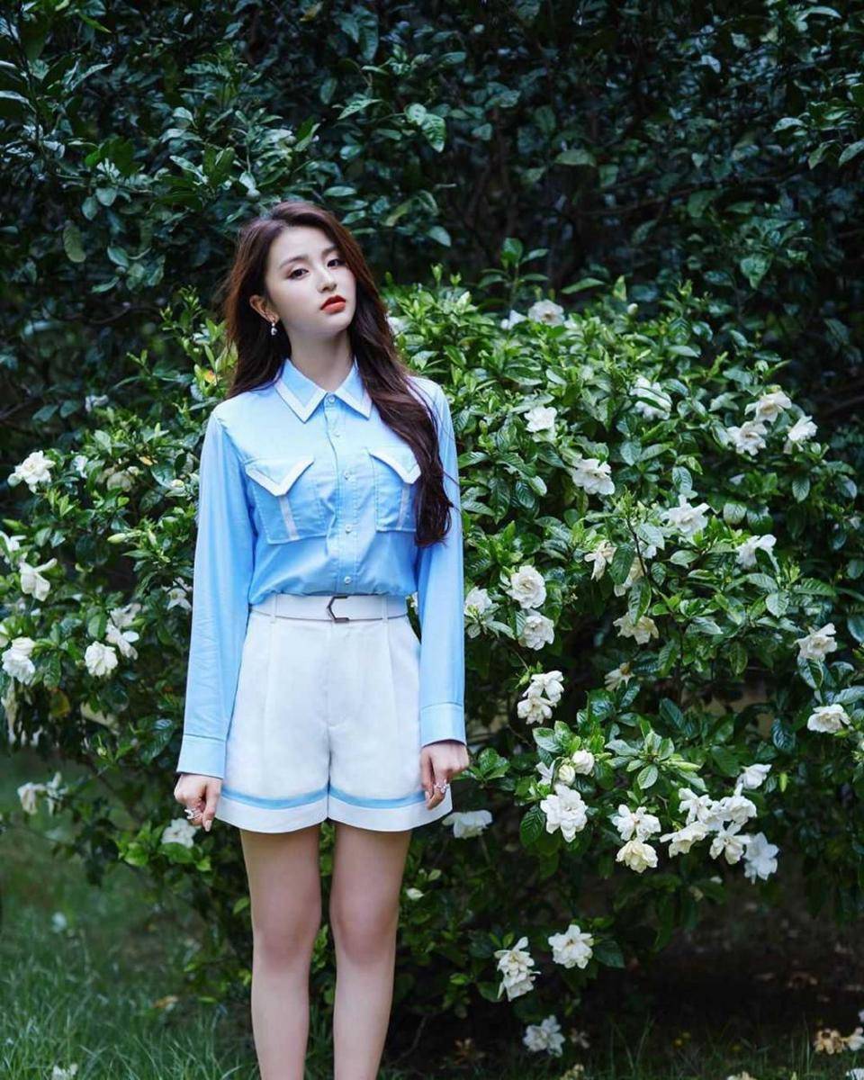 Instagram.com/ariajin_official