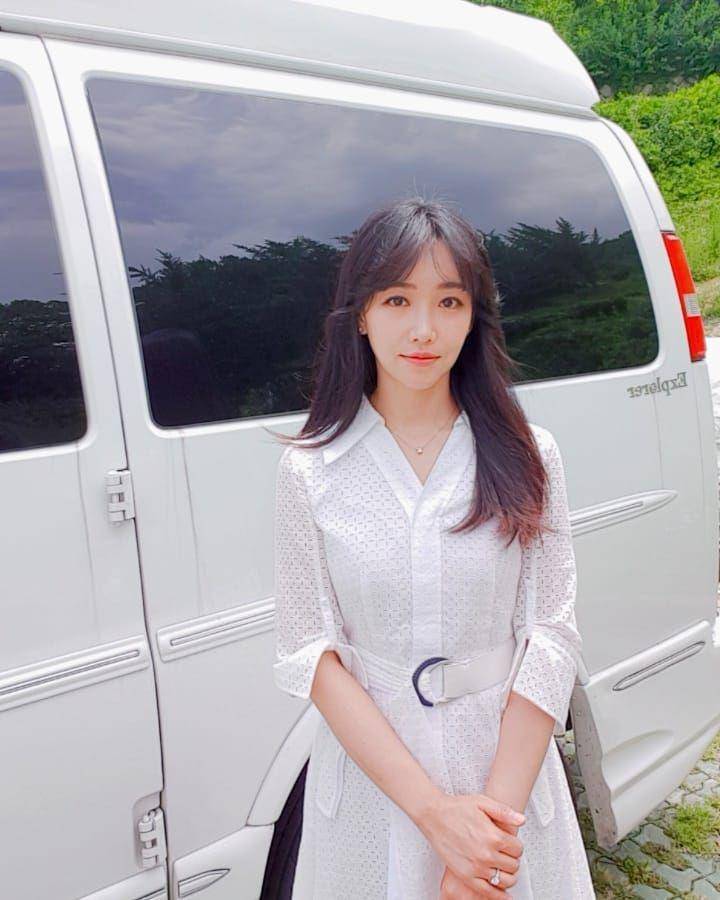 Instagram.com/LEEYURI007/