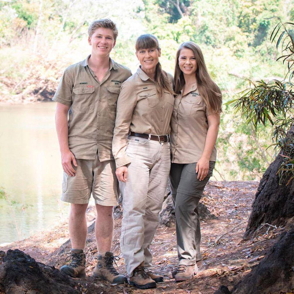 instagram.com/bindisueirwin