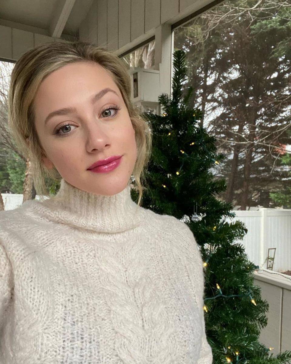instagram.com/lilireinhart