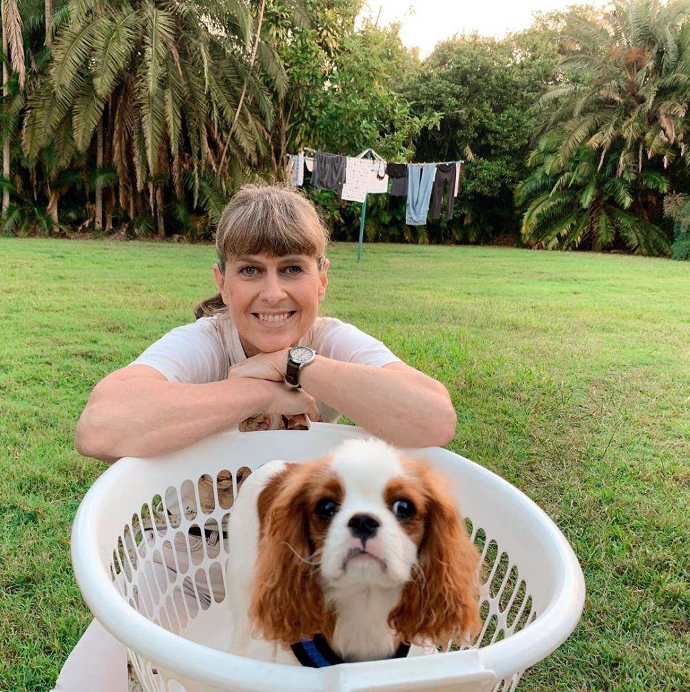 instagram.com/bindisueirwin