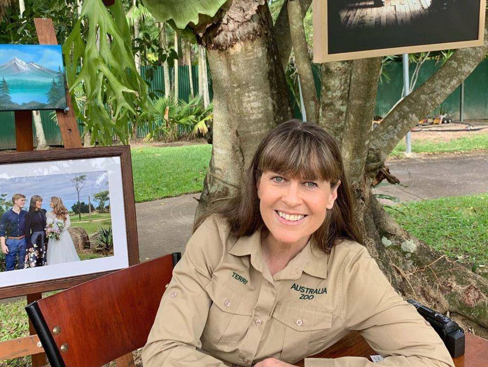 instagram.com/bindisueirwin