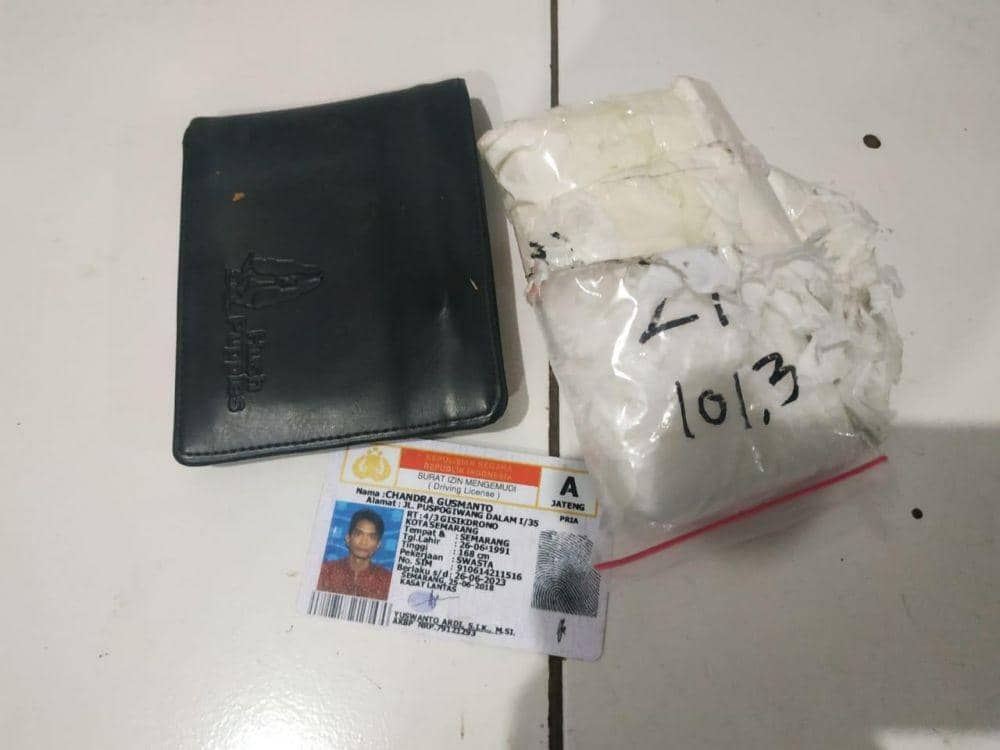 Dompet dan sabu berhasil diamankan petugas Lapas Kedungpane. Dok Humas Lapas Kedungpane