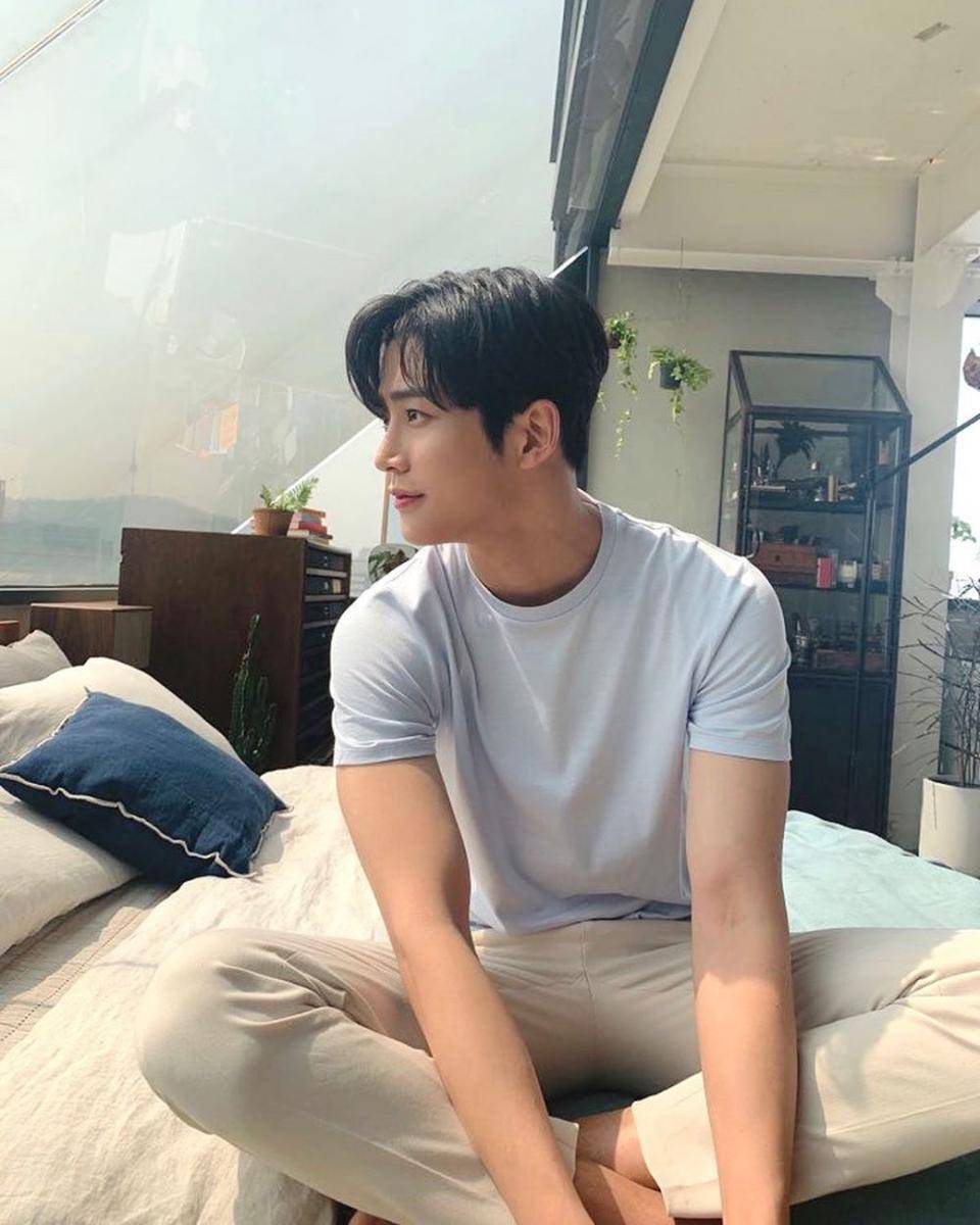 instagram.com/krwo_on