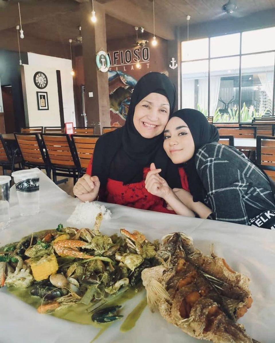 Instagram.com/uyainaarshad