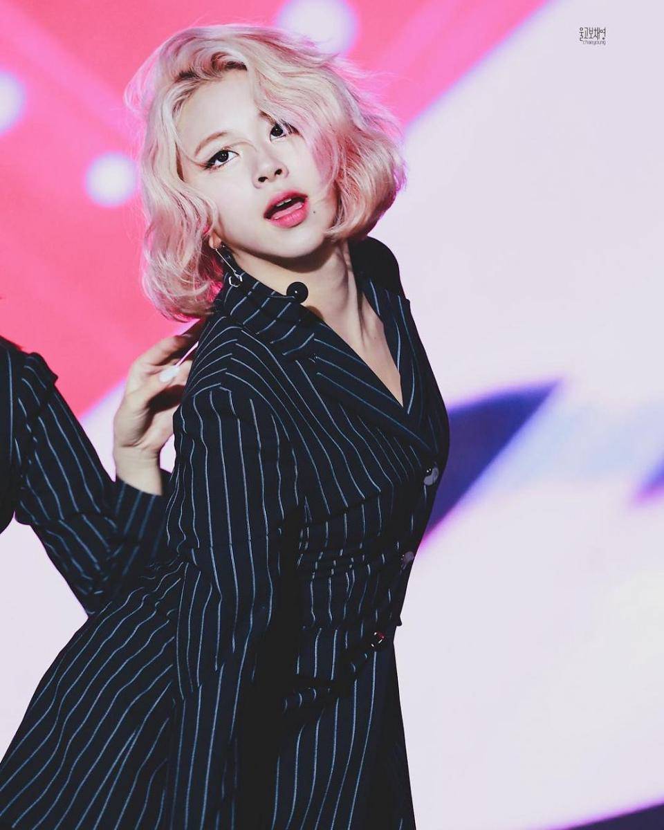 Instagram.com/twicechaeyoung