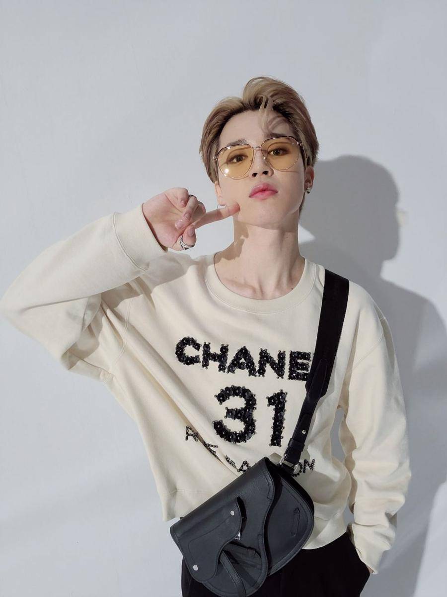 twitter.com/BTS_twt