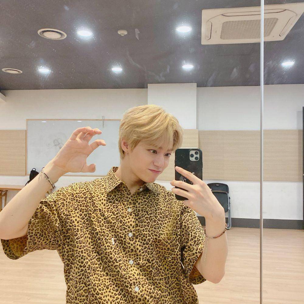 twitter.com/oneus_trans