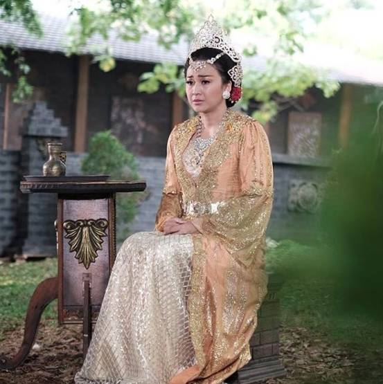 instagram.com/inneazri