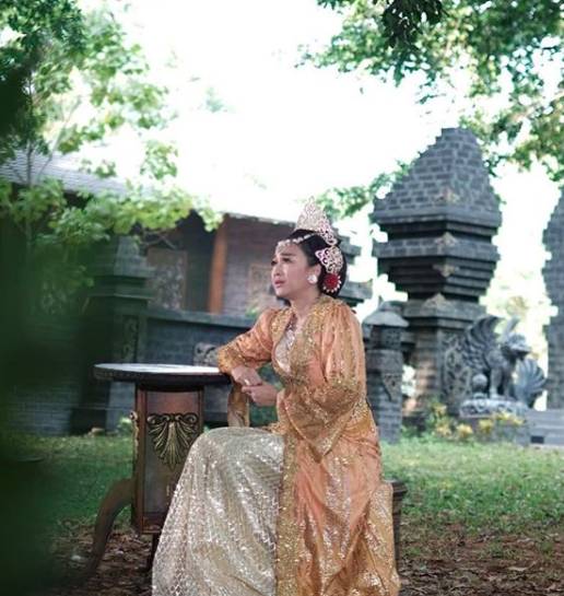 instagram.com/inneazri