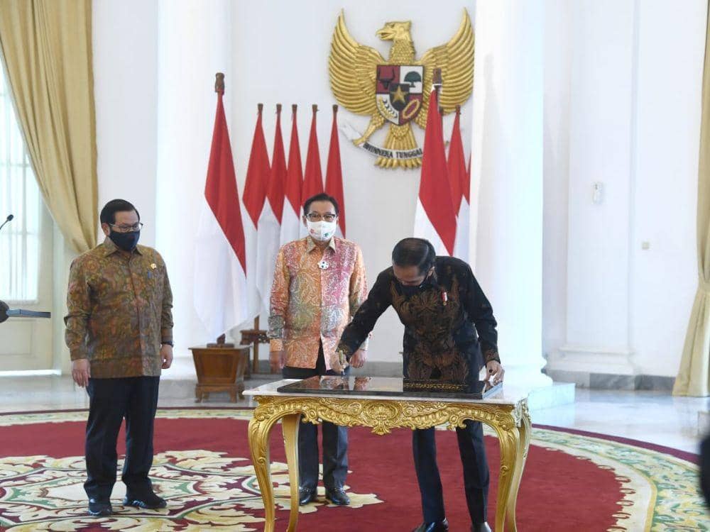 Presiden Jokowi resmikan Sekolah Vokasi Universitas Diponegoro (Dok. Biro Pers Kepresidenan)