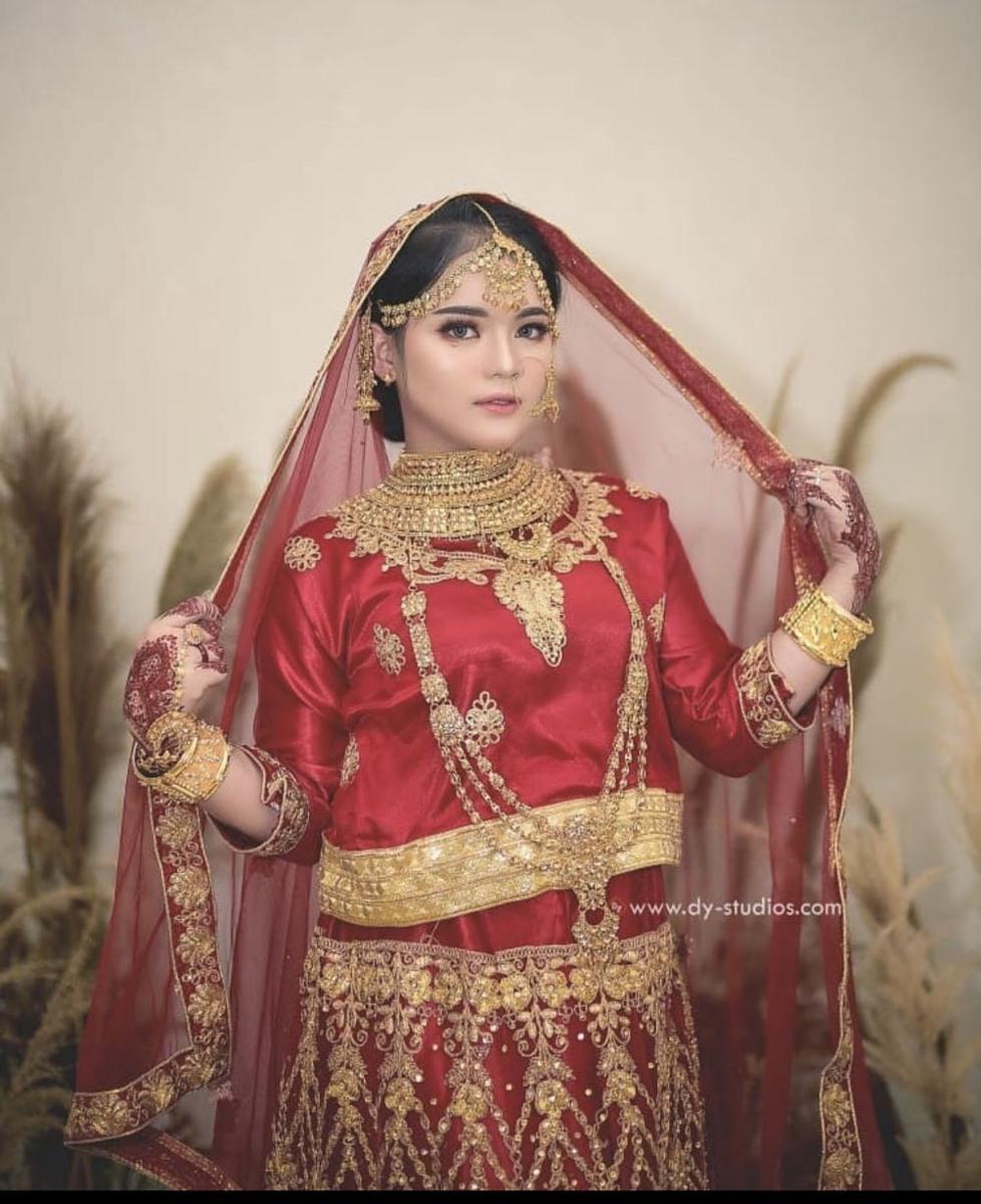 Bak Kajol, 10 Potret Menawan Putri D'Academy Jadi Wanita India