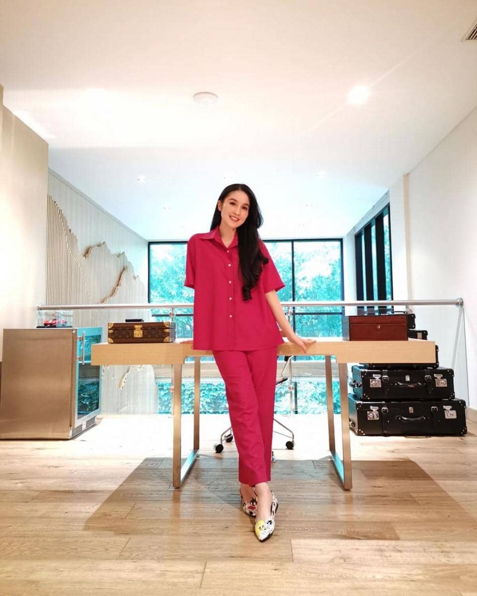 Instagram.com/sandradewi88